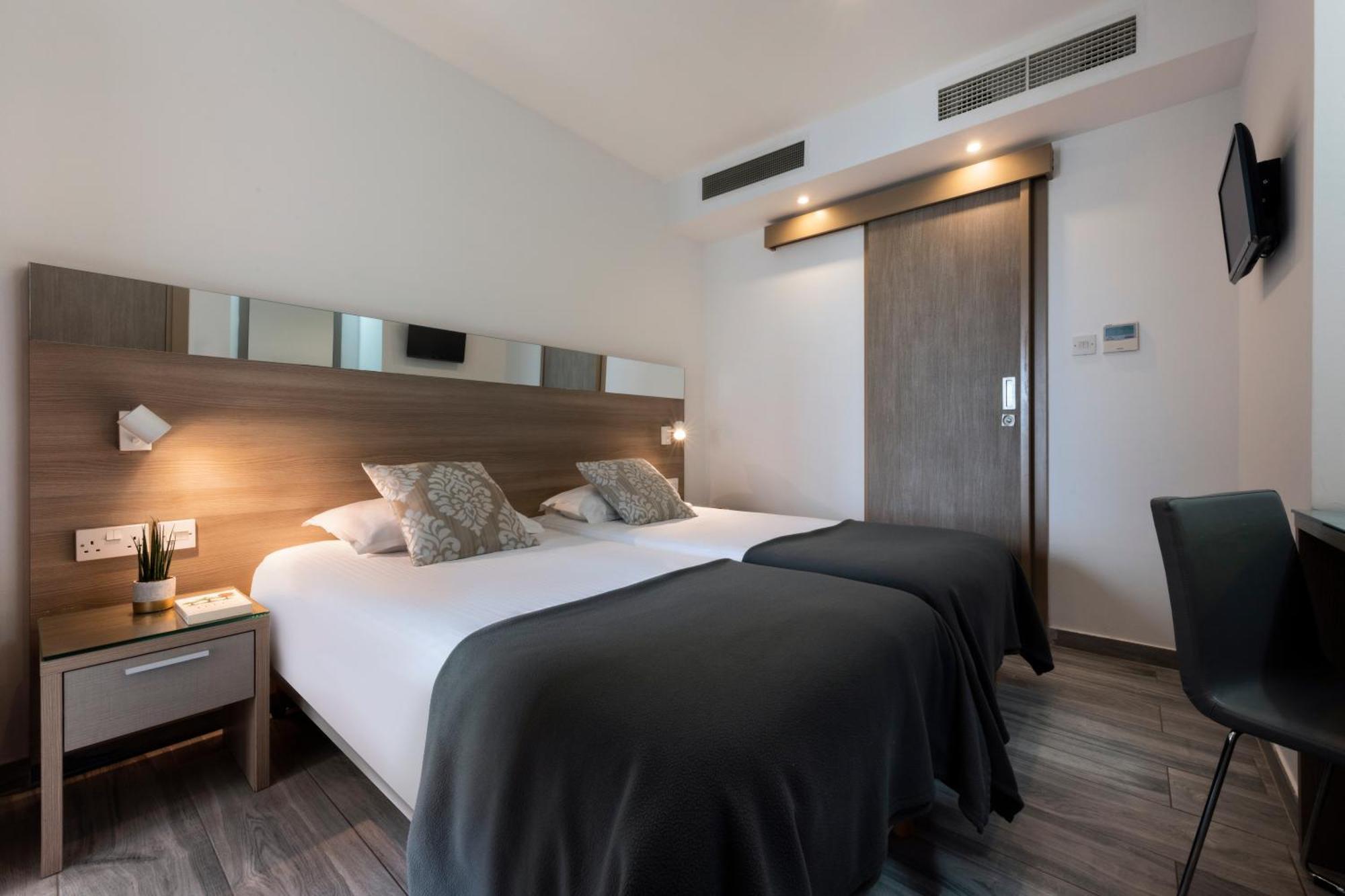 Plaza Regency Hotels Sliema Esterno foto