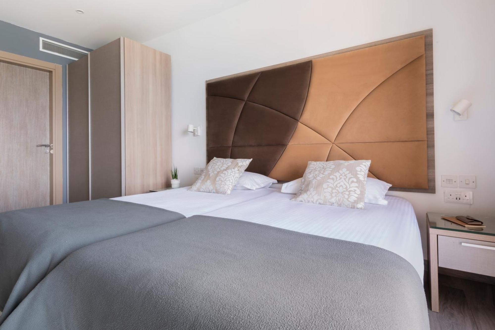 Plaza Regency Hotels Sliema Esterno foto