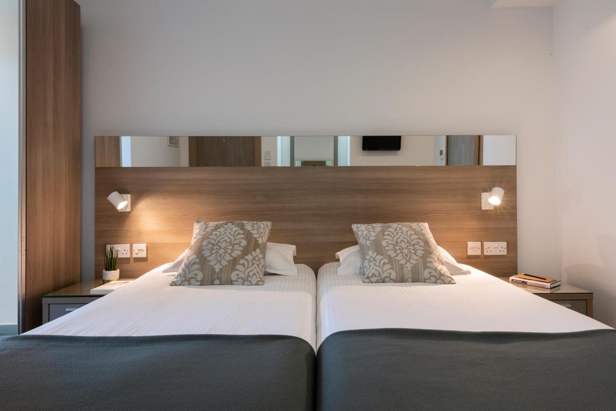 Plaza Regency Hotels Sliema Esterno foto
